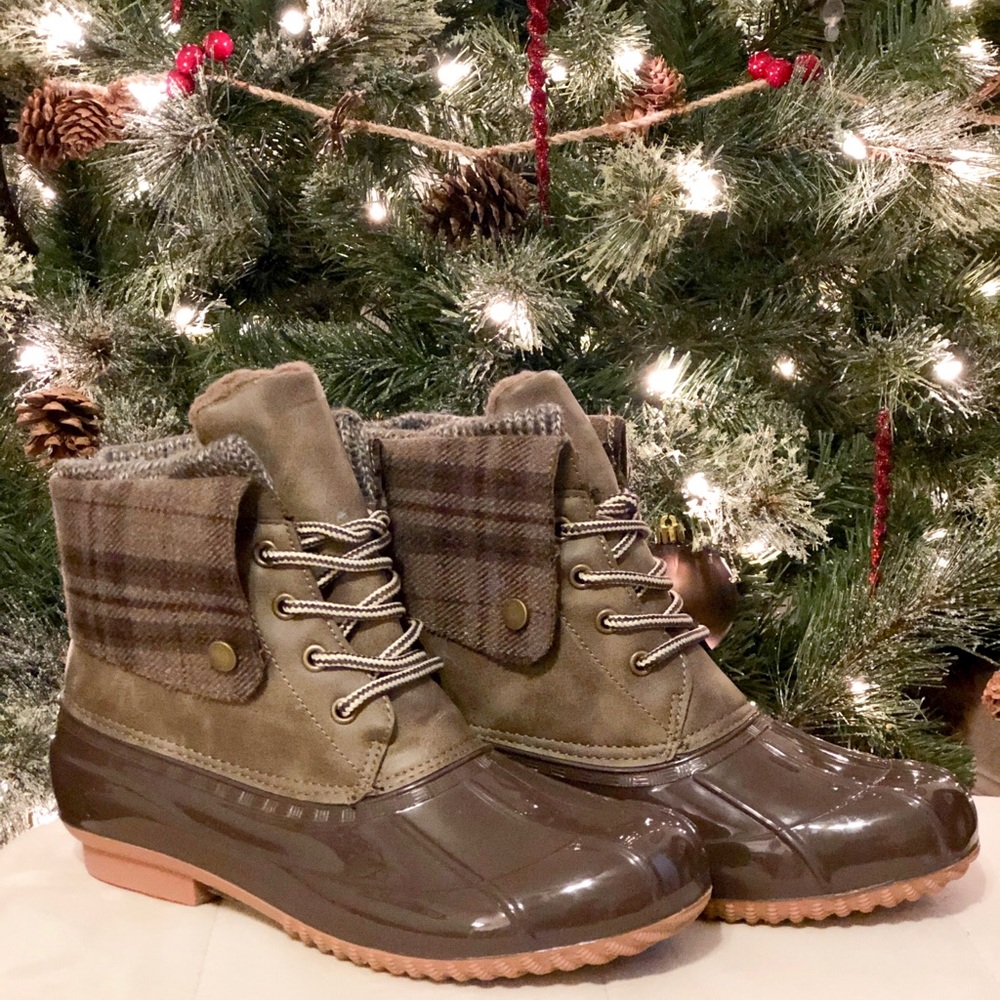 Duck Boots